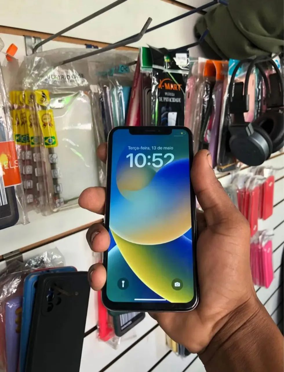 Vendo iPhone X 64 GB Bateria ? 100% - Foto 2