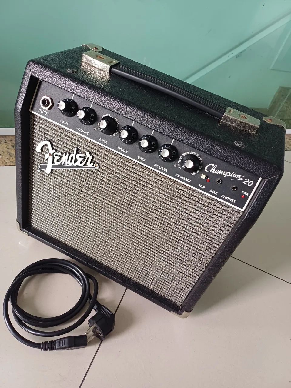 Amplificador FENDER Champions 20" 