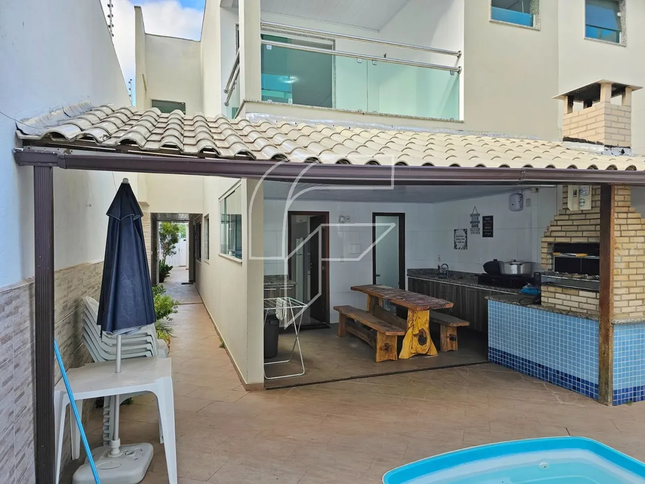 Imóvel para venda possui 180 metros quadrados com 3 quartos em Praia do Morro - Guarapari