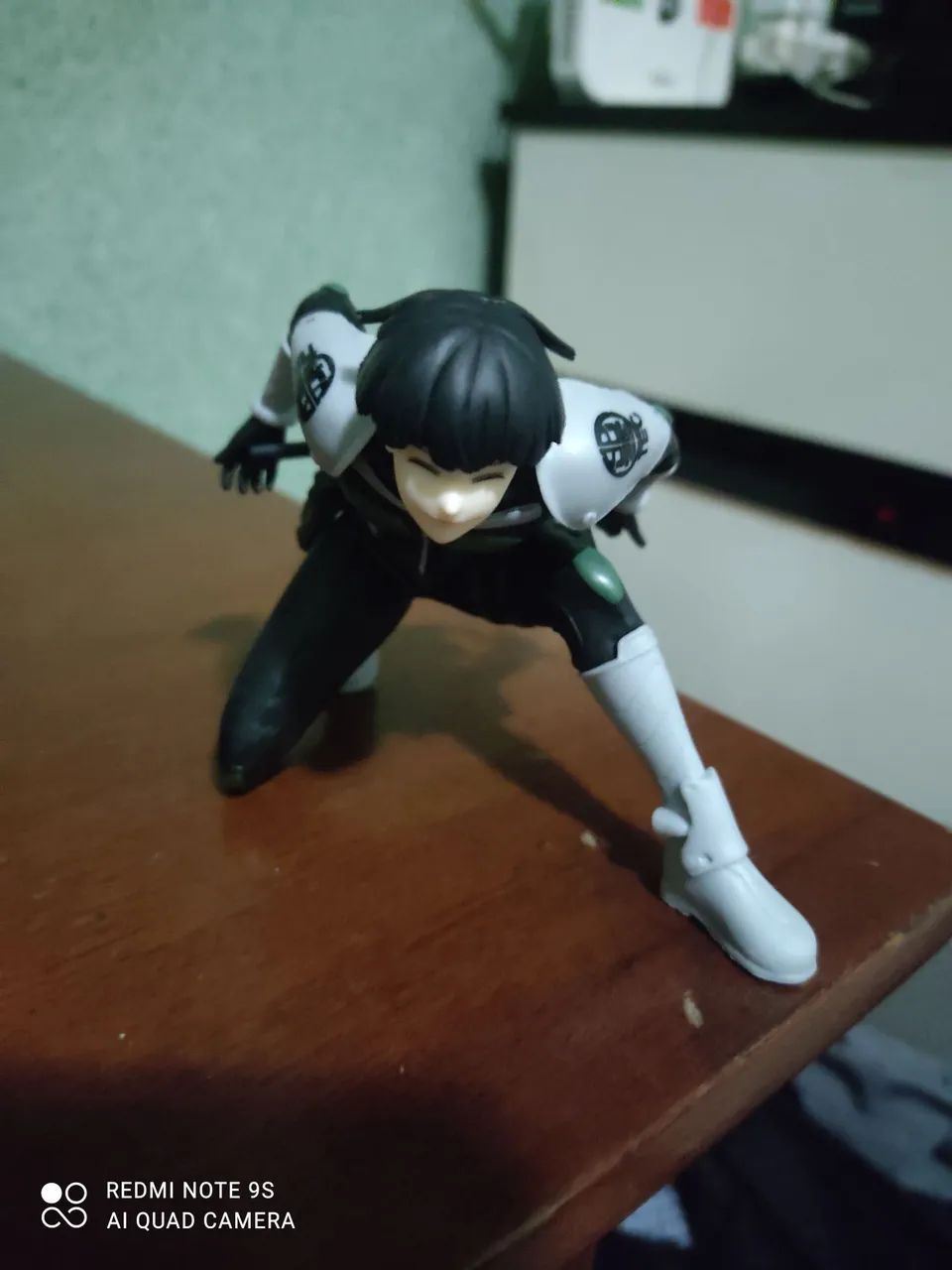 Action figure Kaijuu número 8 