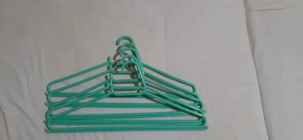 Kit 5 cabides Verde (40cm)