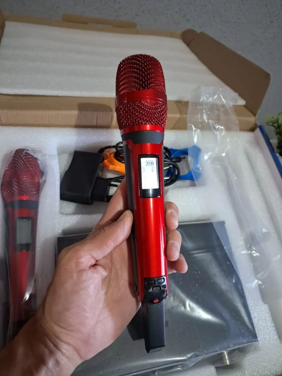Microfone Sem Fio Duplo Estilo Sennheiser Em Metal Alta qualidade. - Foto 2