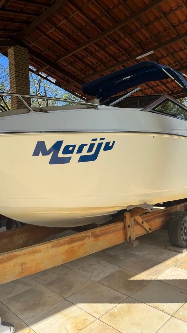 Lancha Focker 242 GTC 2021