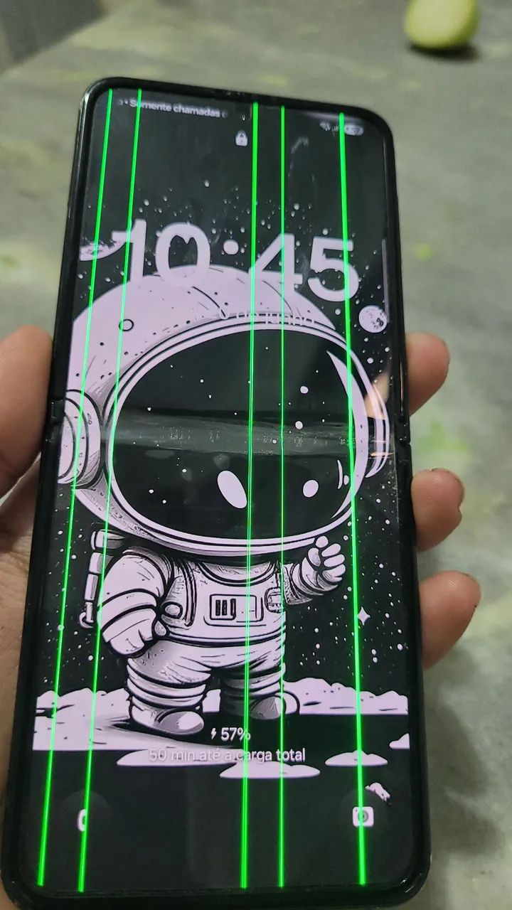 Zflip 3 com defeito na tela