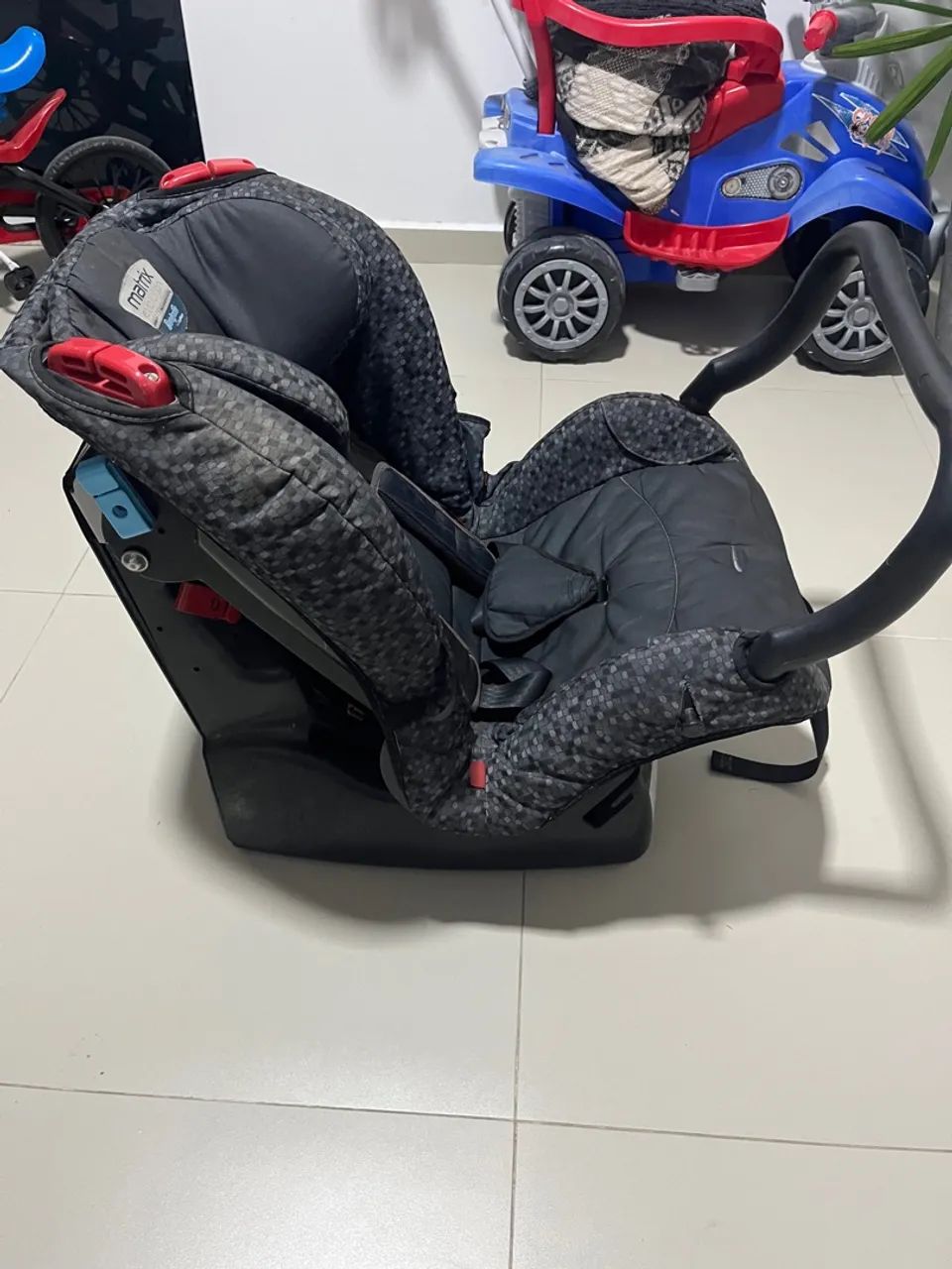 Cadeira/Bebê conforto Matrix - Foto 3