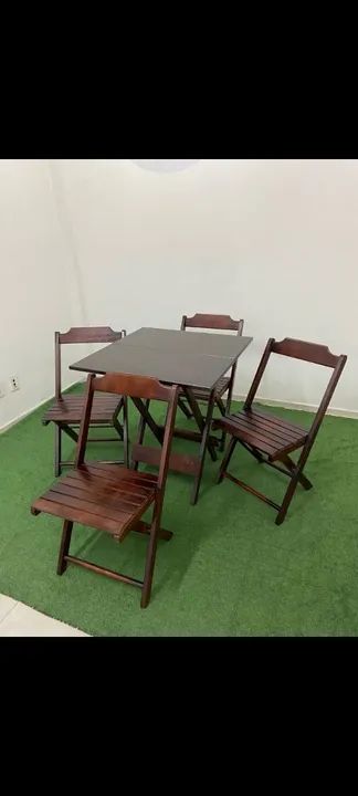 Jogos de madeira mesa 70x70 c/4 cadeiras  - Foto 2