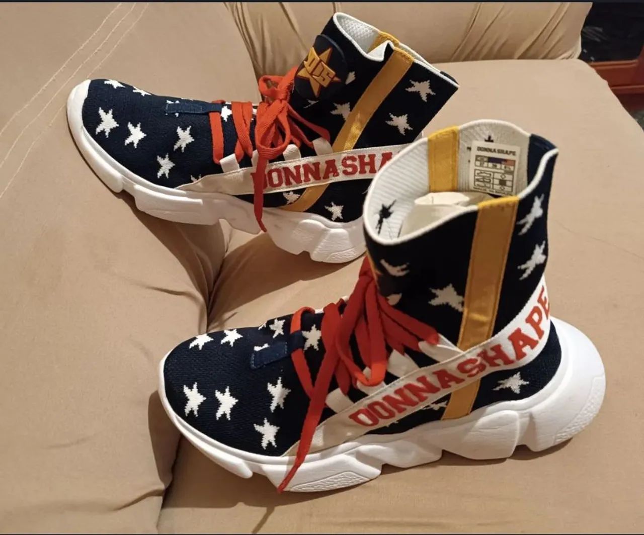 Sneaker Donna Shape Stars, tam. 37 - Foto 4