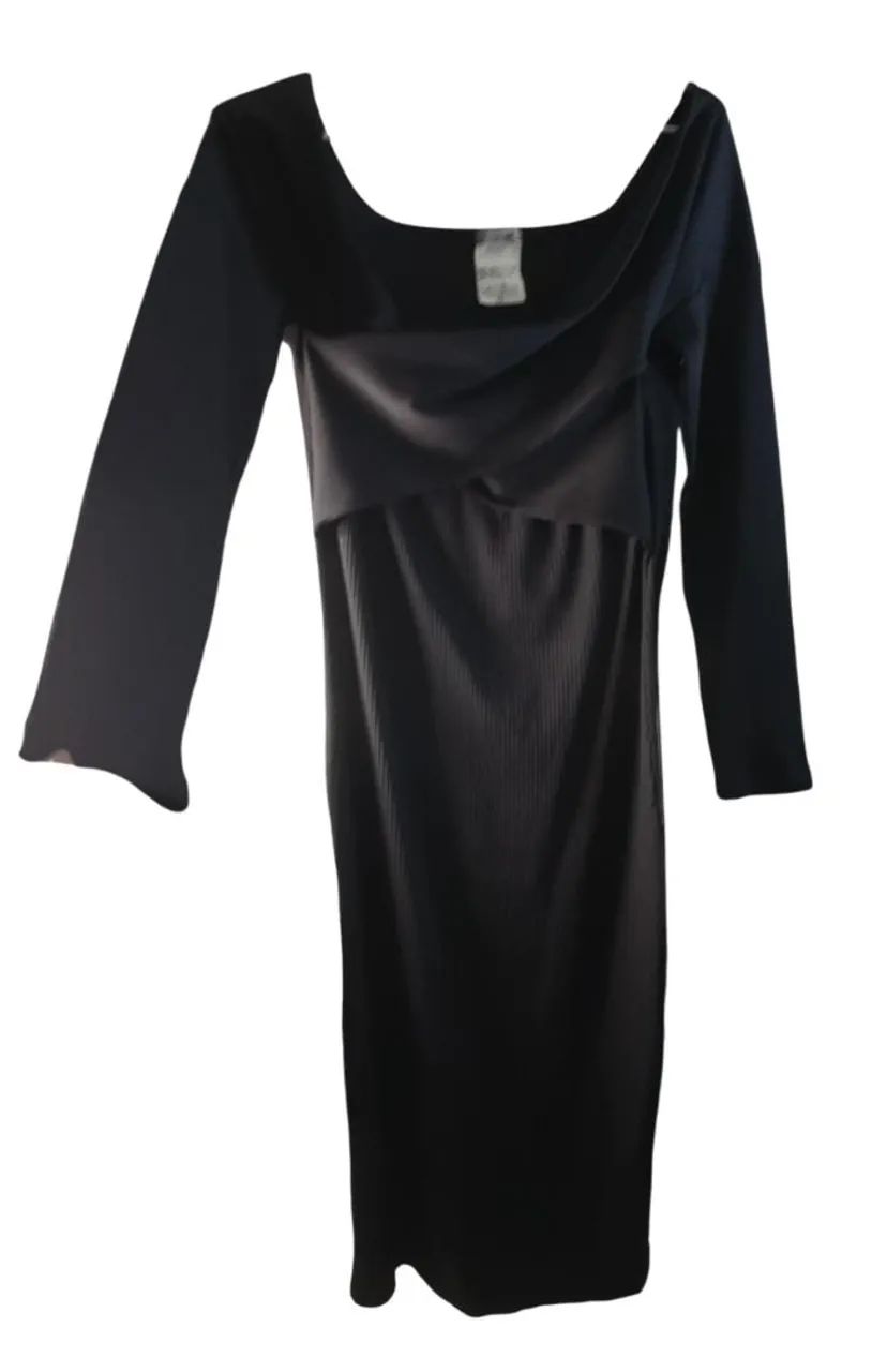 Vestido tubinho com decote - Foto 2