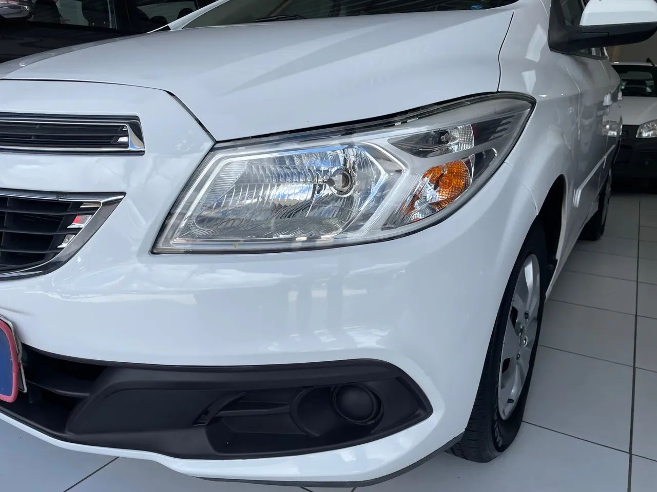 CHEVROLET ONIX HATCH LT 1.0 8V FlexPower 5p Mec. - Foto 3