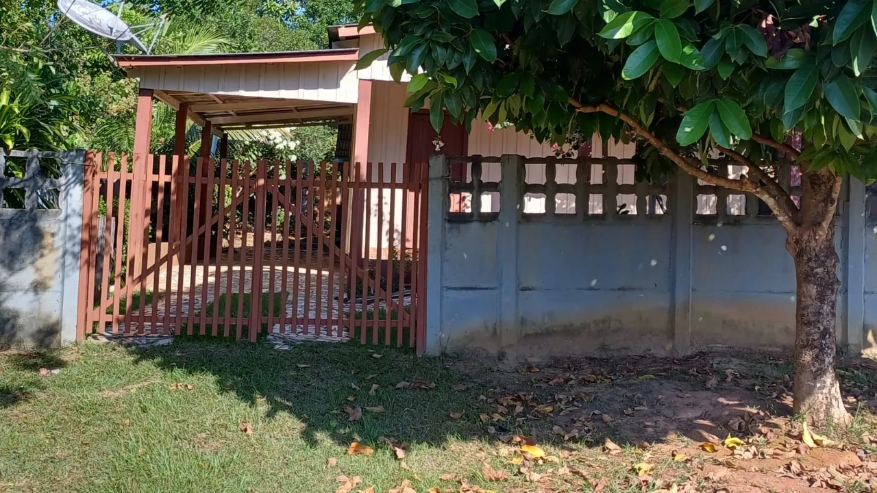 Aluga se casa em Extrema 