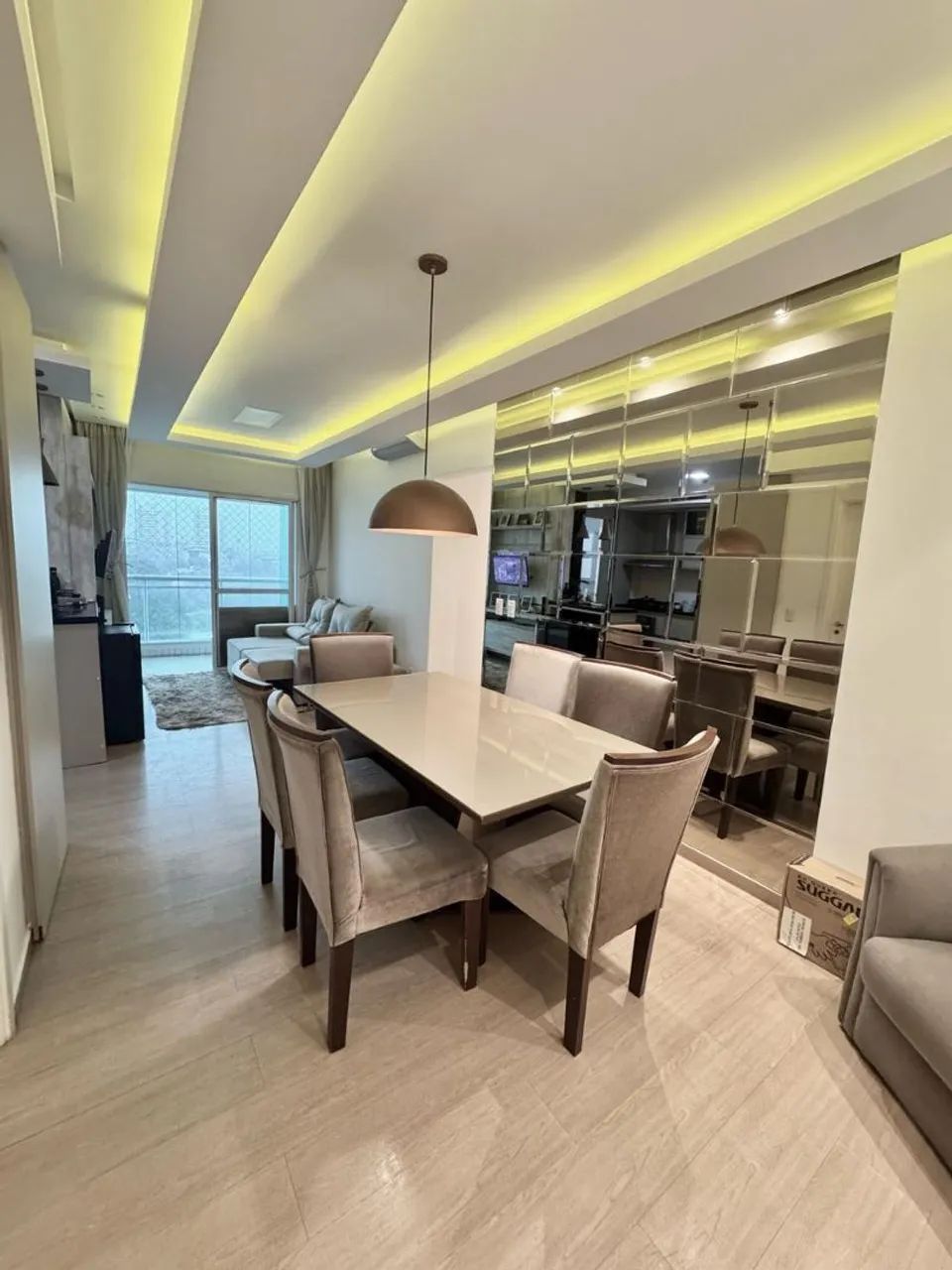 LE BOULEVARD, D. PEDRO.  Mobiliado, 3qts/1ste e 2 vgs cobertas 