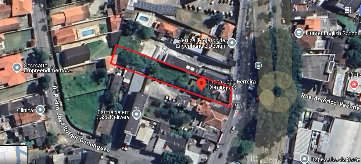Terreno no centro de Itapecerica