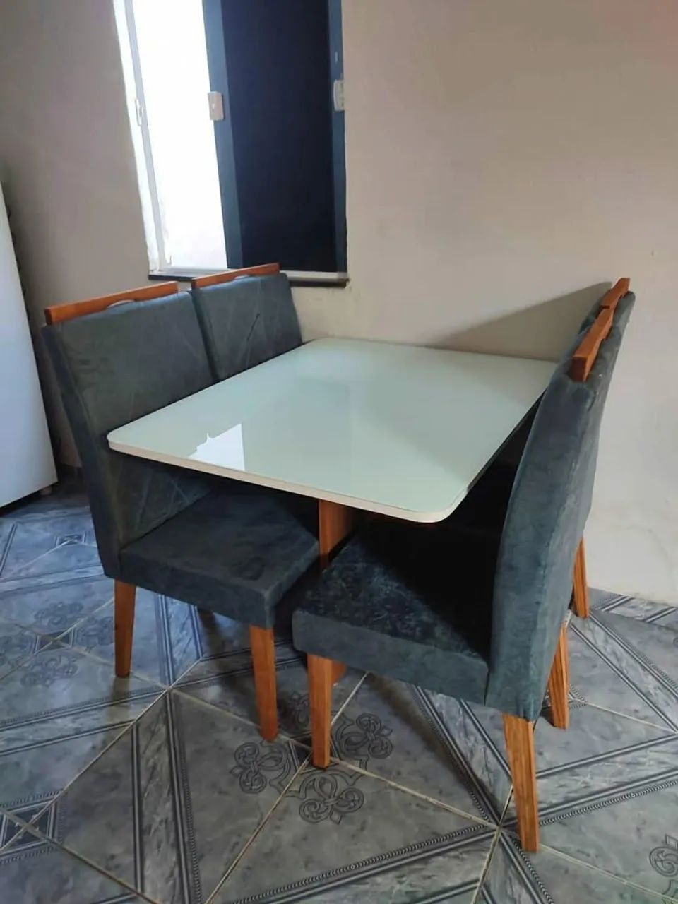 Mesa de Jantar 4 Cadeiras - Foto 3
