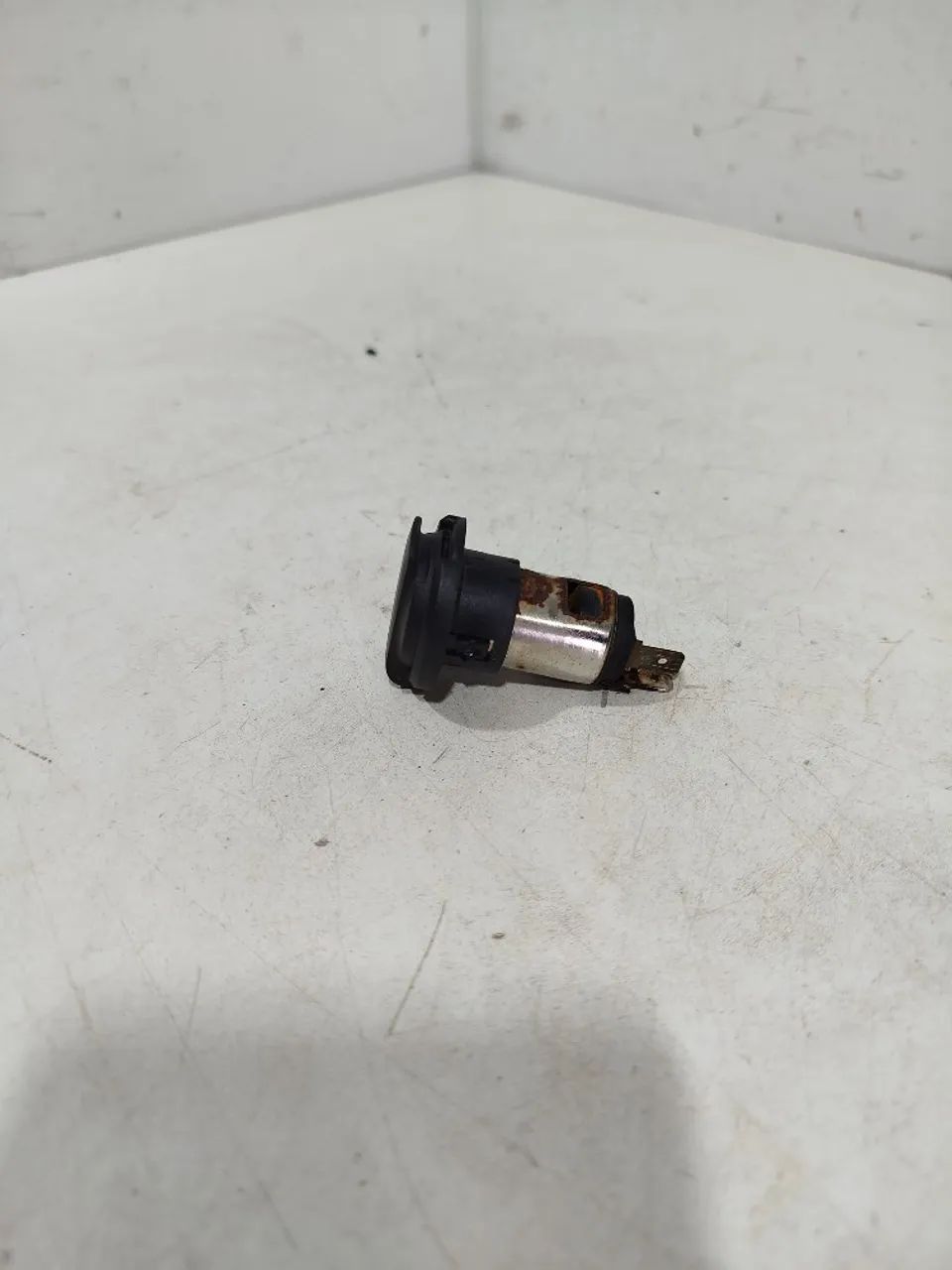Tomada Auxiliar 12v Hyundai Tucson 120w Max - Foto 3