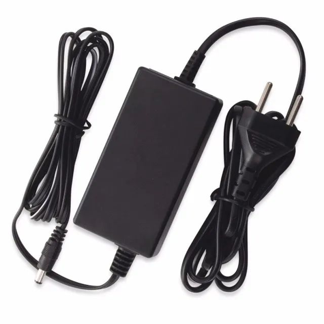 FONTE CHAVEADA P/ CFTV 12V 5A - P4 CABO DE 1M C/ LED