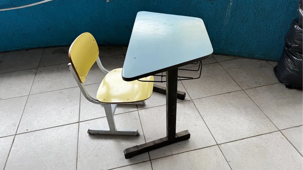 Mesa e Cadeira Infantil - Ideal para Estudo!