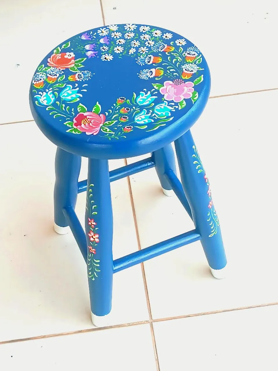 Banquinho Decorativo Azul Floral