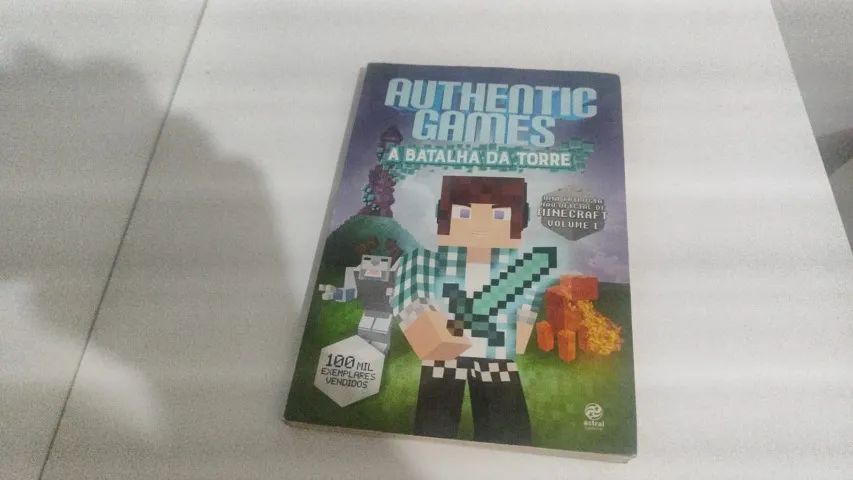 Authentic Games - A Batalha da Torre - Livro Usado - Livros e