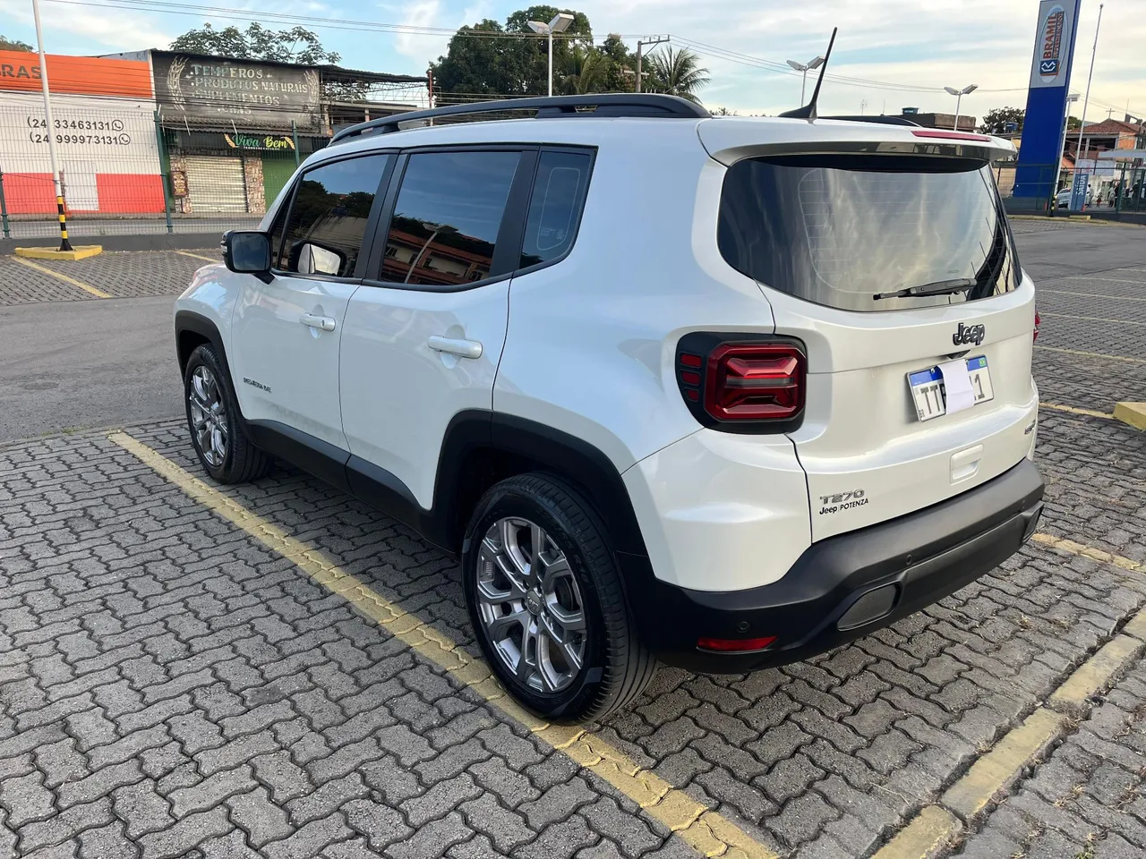JEEP RENEGADE 2025 LONGITUDE - 1.3 turbo 185CV - 7 MESES DE USO - GARANTIA ATÉ 2030