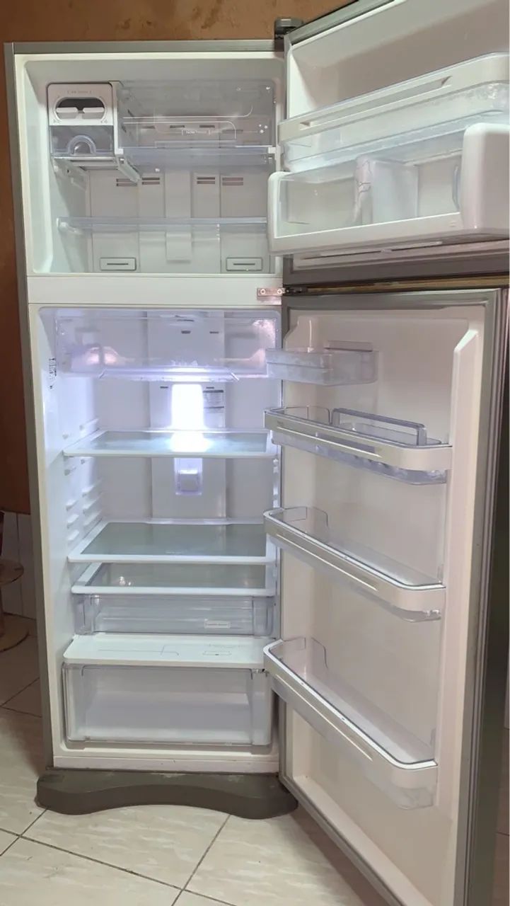 Geladeira Electrolux inox  - Foto 5