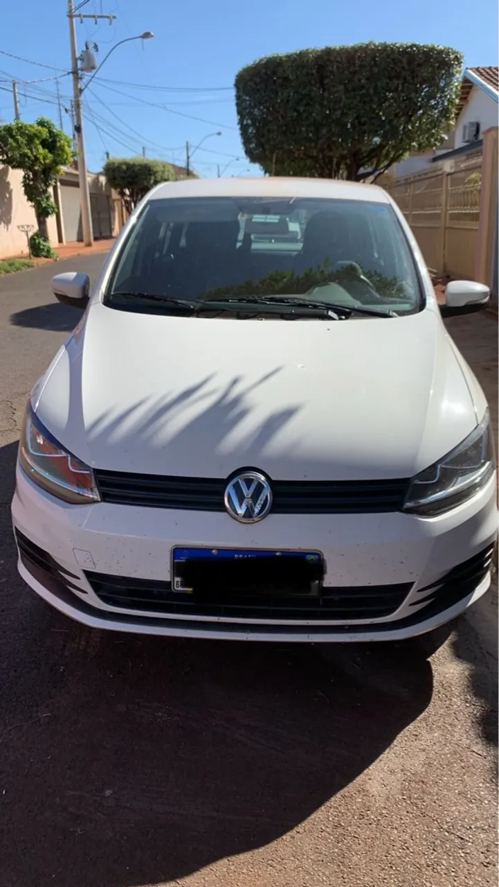 Volkswagen Fox 1.0 Trendline 2015 - Completo, 4 portas, ótimo estado!