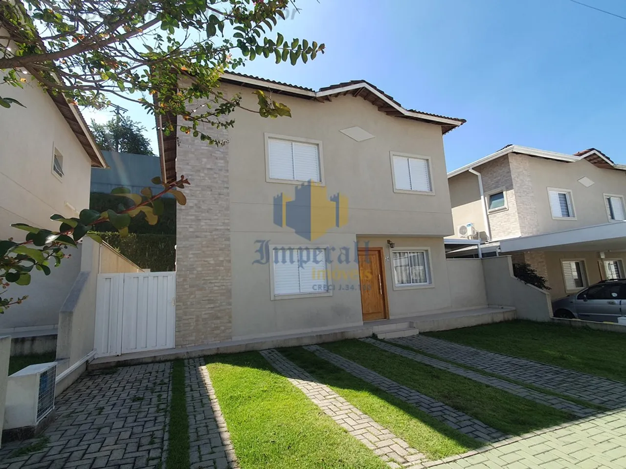 Sobrado Condomínio Urbanova Premium Sjc 4 dormitórios 1 suite e Amplo Quintal