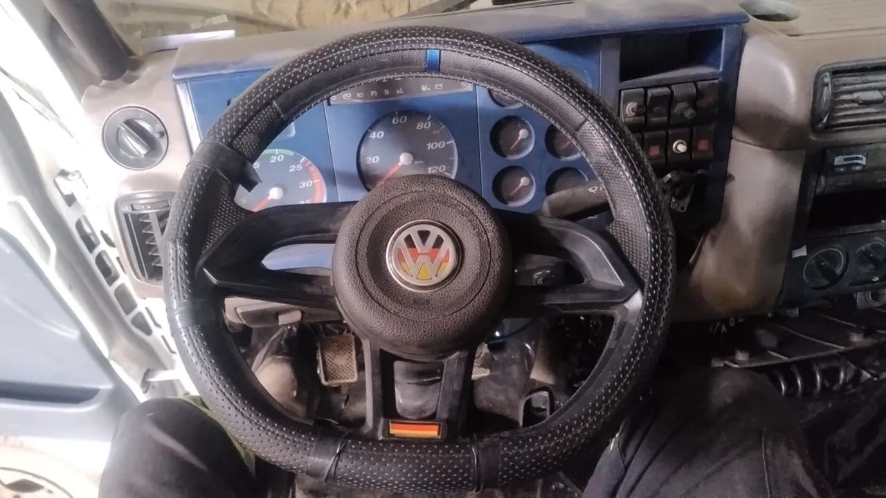 VW 15180e ano 2005 - Foto 5