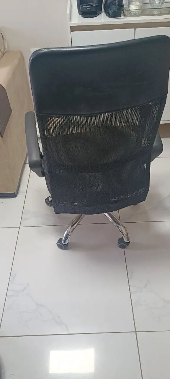 Cadeira p/ escritório  - Foto 3