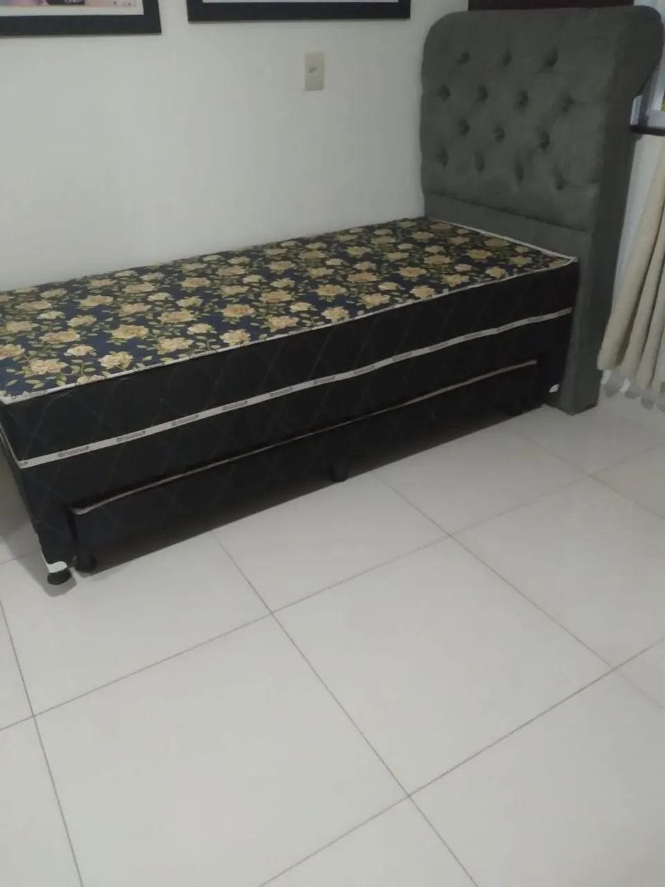 Cama solteiro com cabeceira
