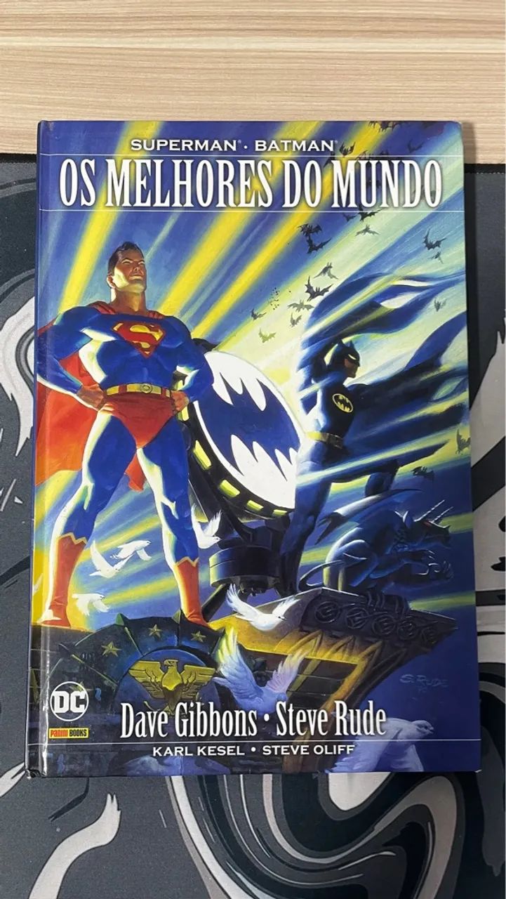 VENDO HQ CAPA DURA. BATMAN E SUPERMAN, OS MELHORES DO MUNDLO