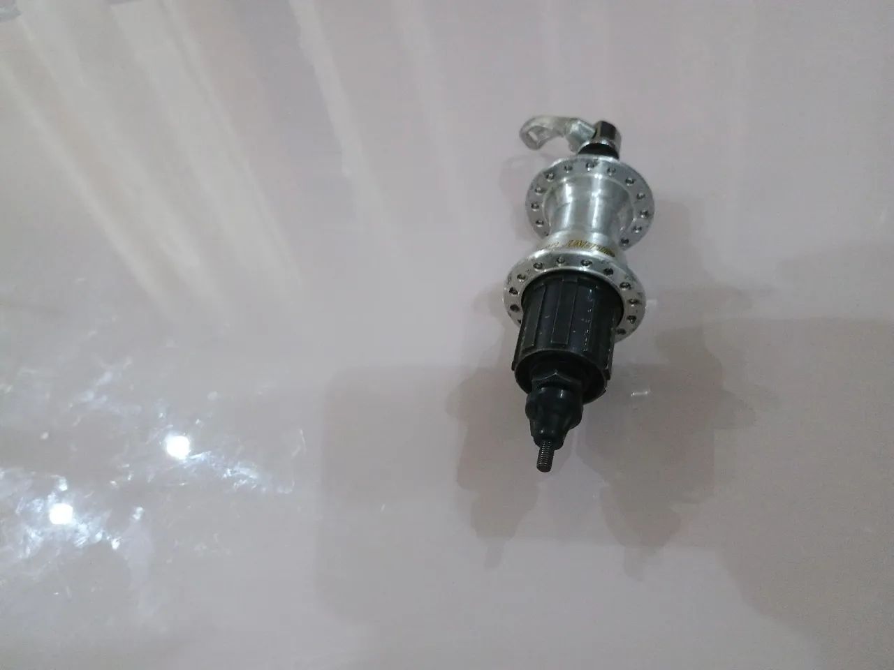 Cubo traseiro  Shimano Silent Clutch - Foto 4