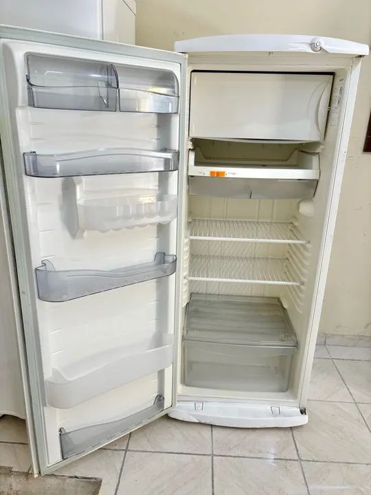 Geladeira consul , geladeira pequena , geladeira barata  - Foto 4