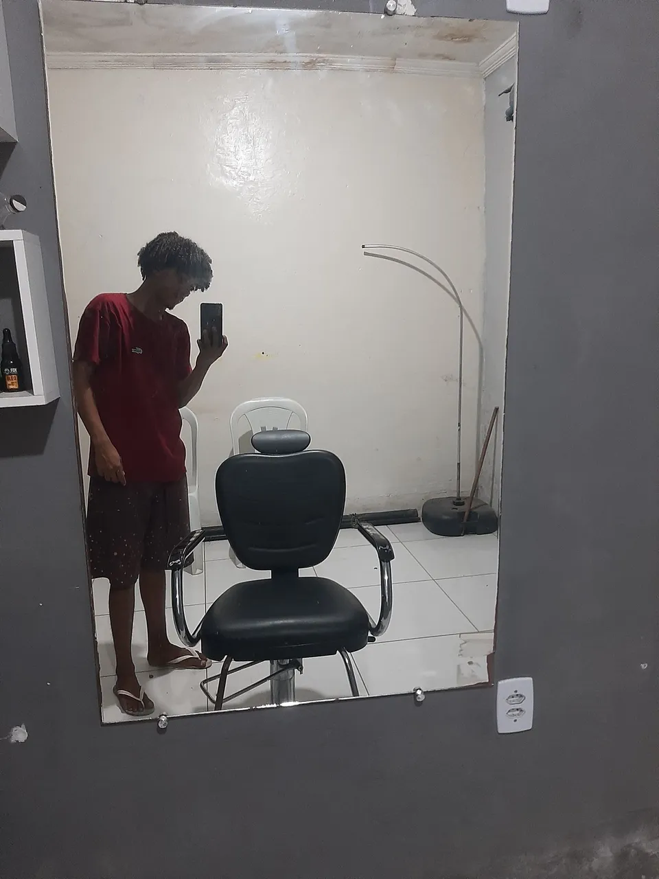 Cadeira de cabeleireiro profissional mais espelho "leia a descrição "