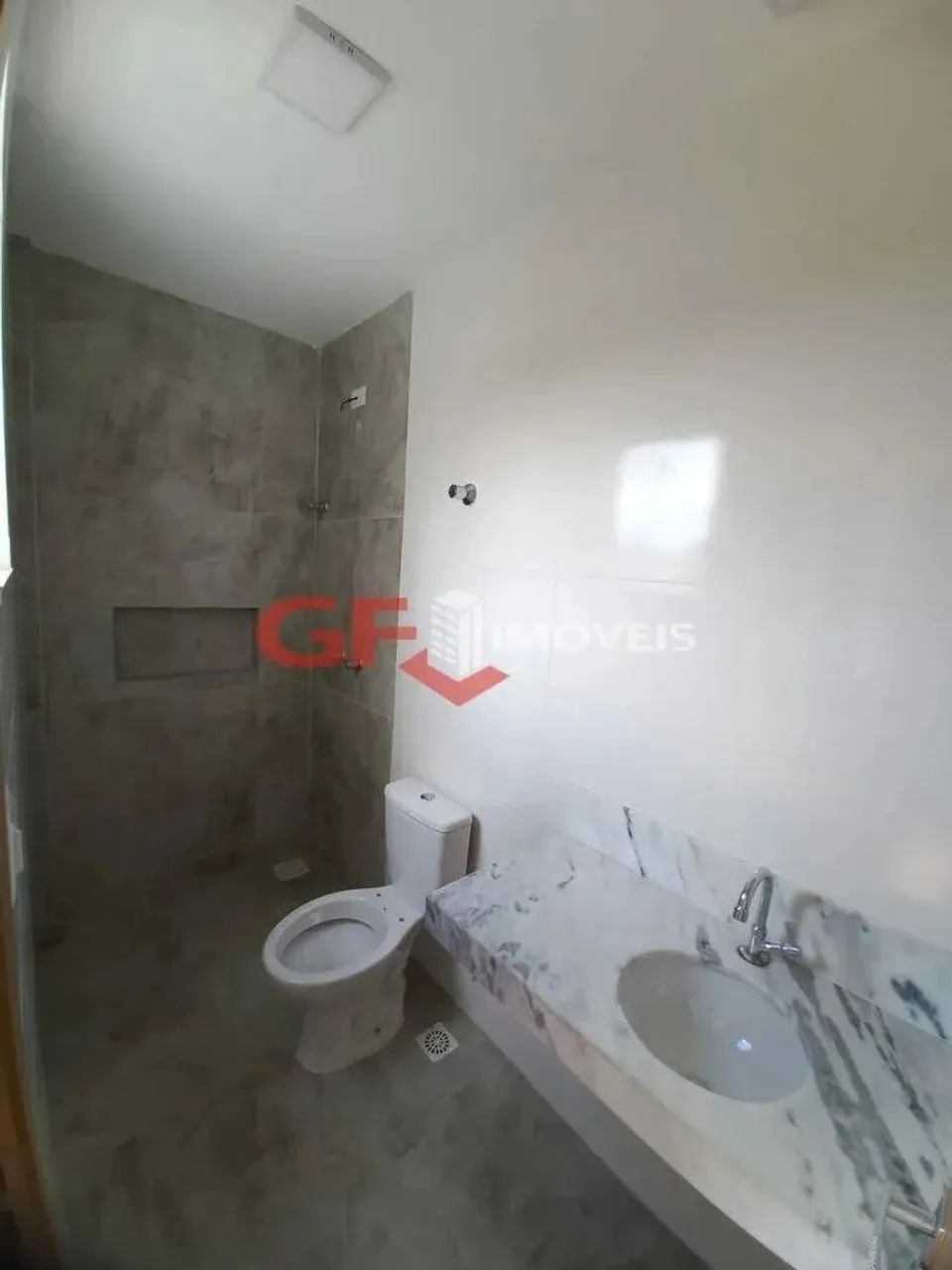 EXCELENTE CASA GEMINADA, NOVA, 03 QUARTOS SENDO 01 SUÍTE - SANTA MÔNICA - Foto 4