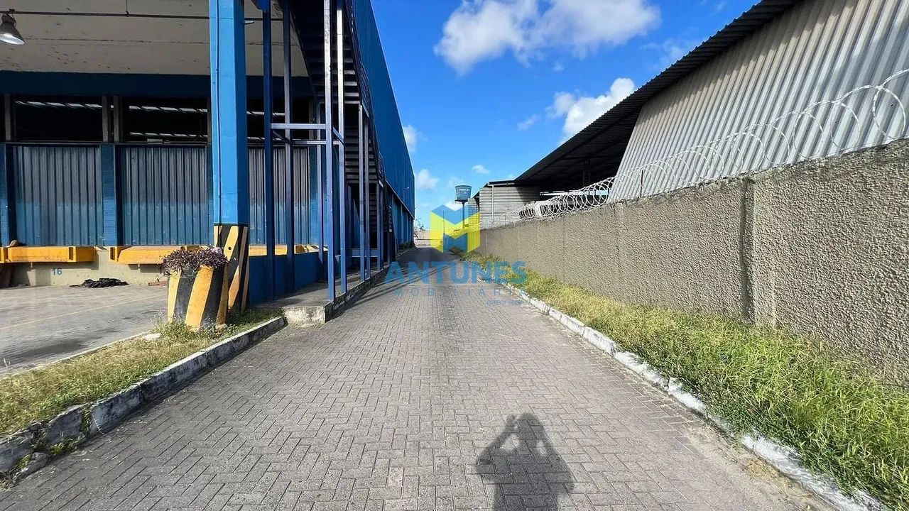 Alugue em Prazeres, galpão Condomínio 3.654m² BR-101, com doca e pátio - Foto 12