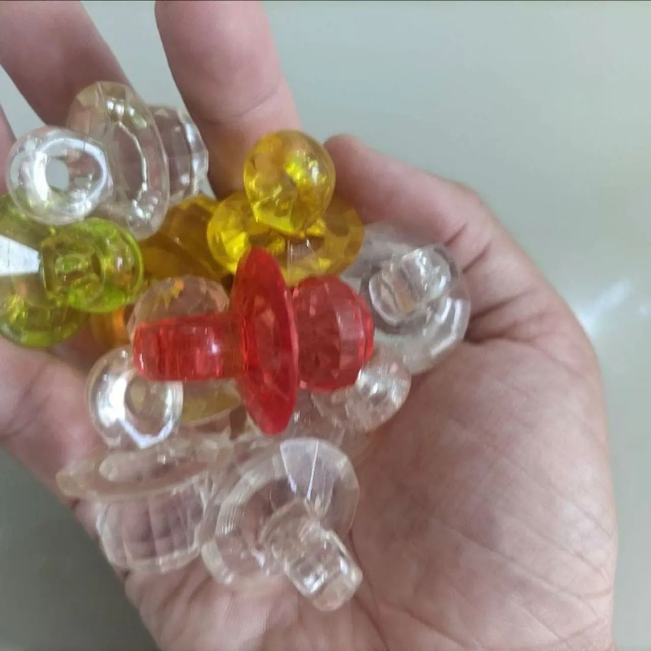 Chupetas de plástico para decoração de festas - Foto 3
