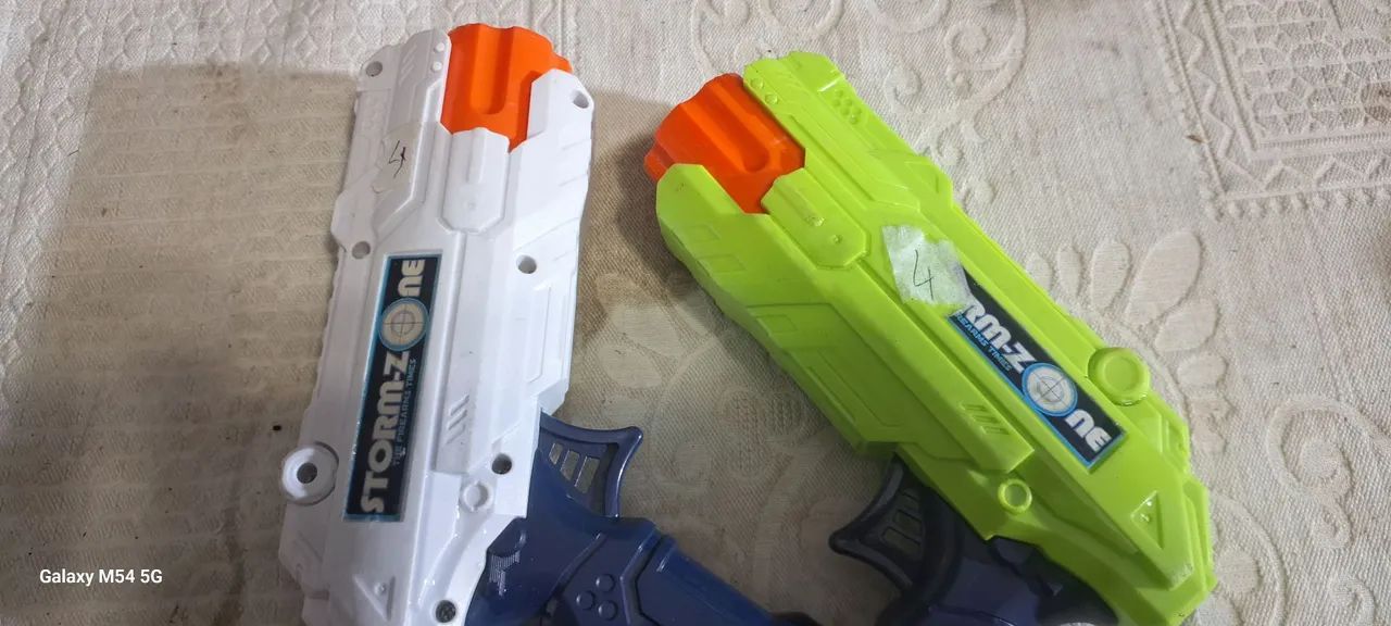 2 Blasters Nerf Stormzone - Brinquedo Divertido, nso sei se funciona - Foto 3
