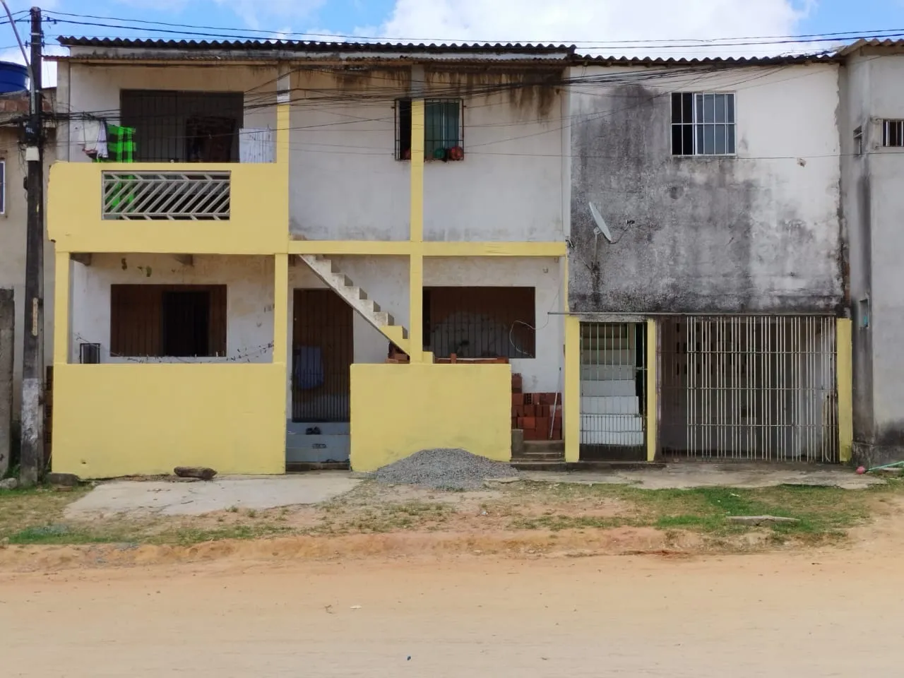 3 casas com garagem