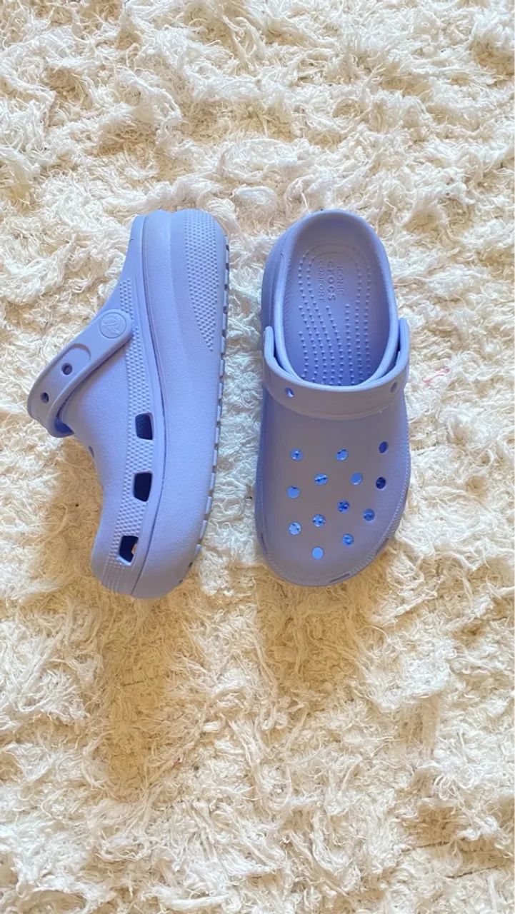 Sandália Crocs Classic Cutie Clog Juvenil - J 3 