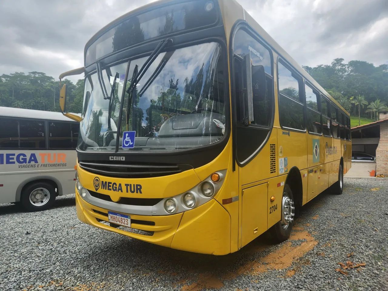 Ônibus caio apache vip 