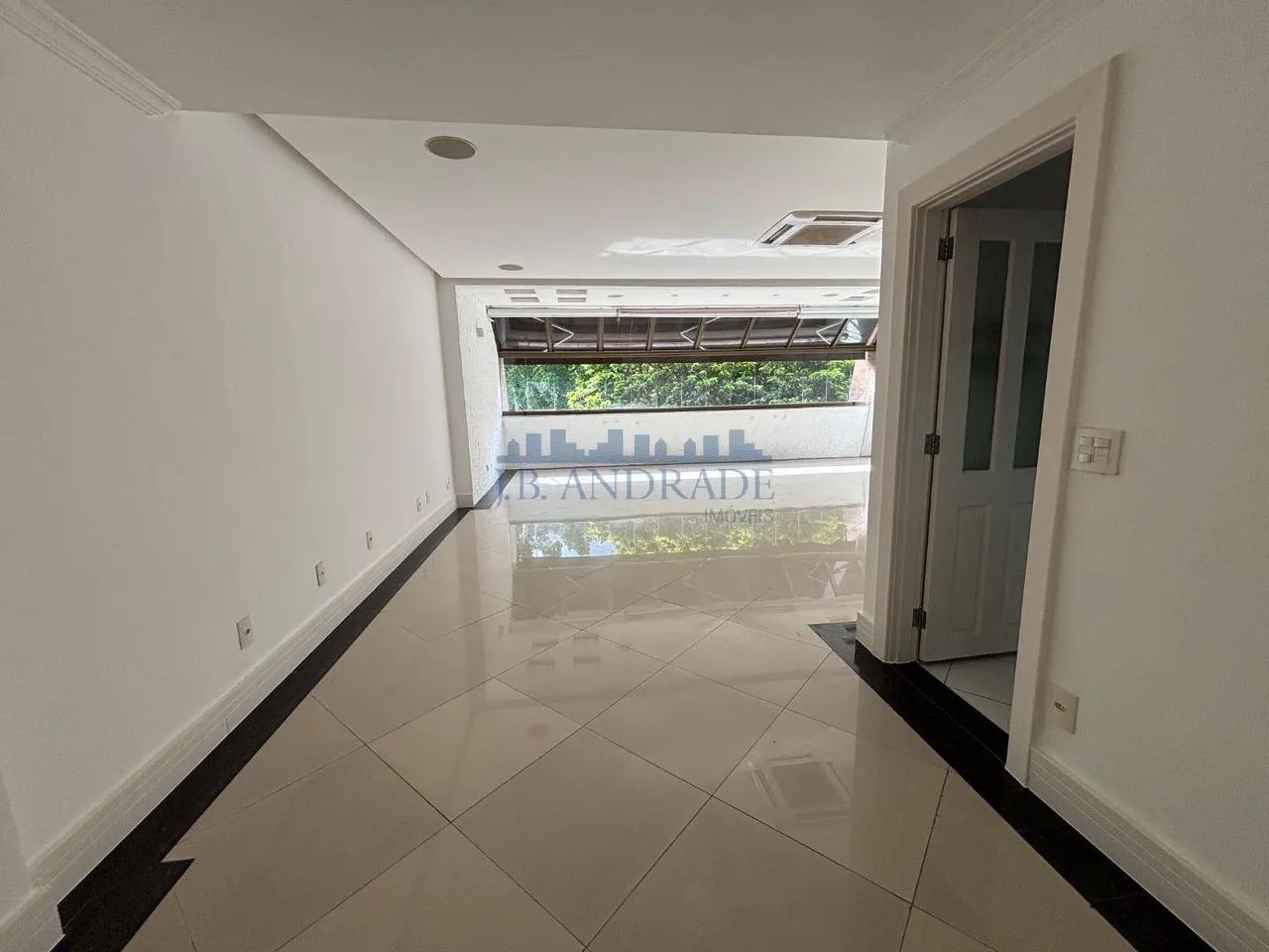 Barra da Tijuca | Apartamento 3 quartos, sendo 1 suite