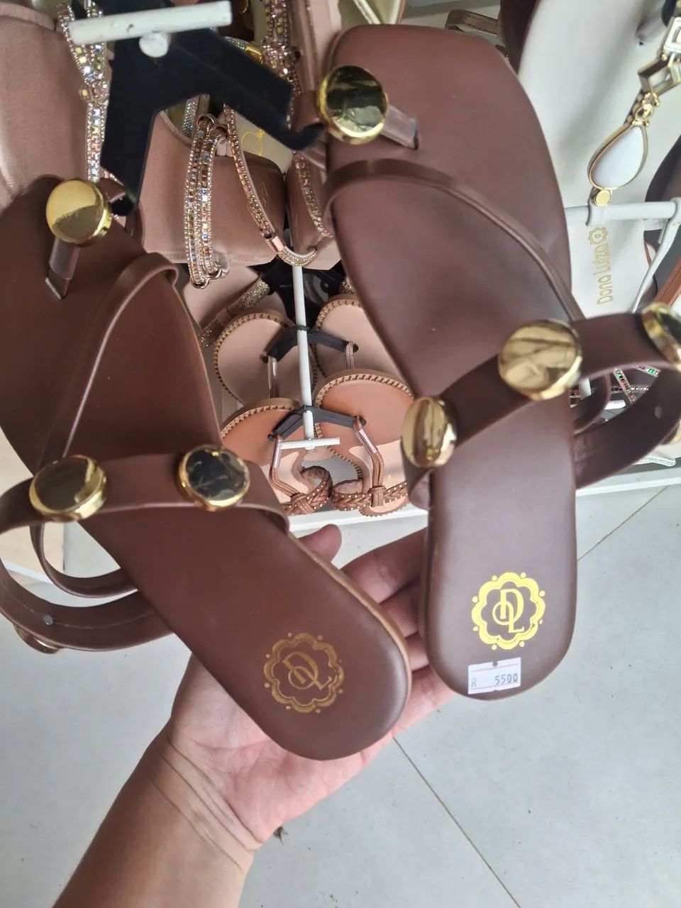 Venha conferir Brilho&Charme, em frente a Honda Motos Av.Alexandre Guimarães B: Tancredo N - Foto 4