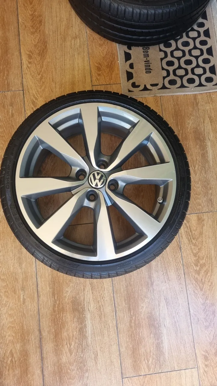 Jogo de rodas aro 17 Volkswagen