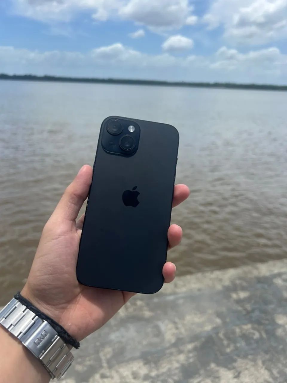 Iphone 15 preto 265Gb