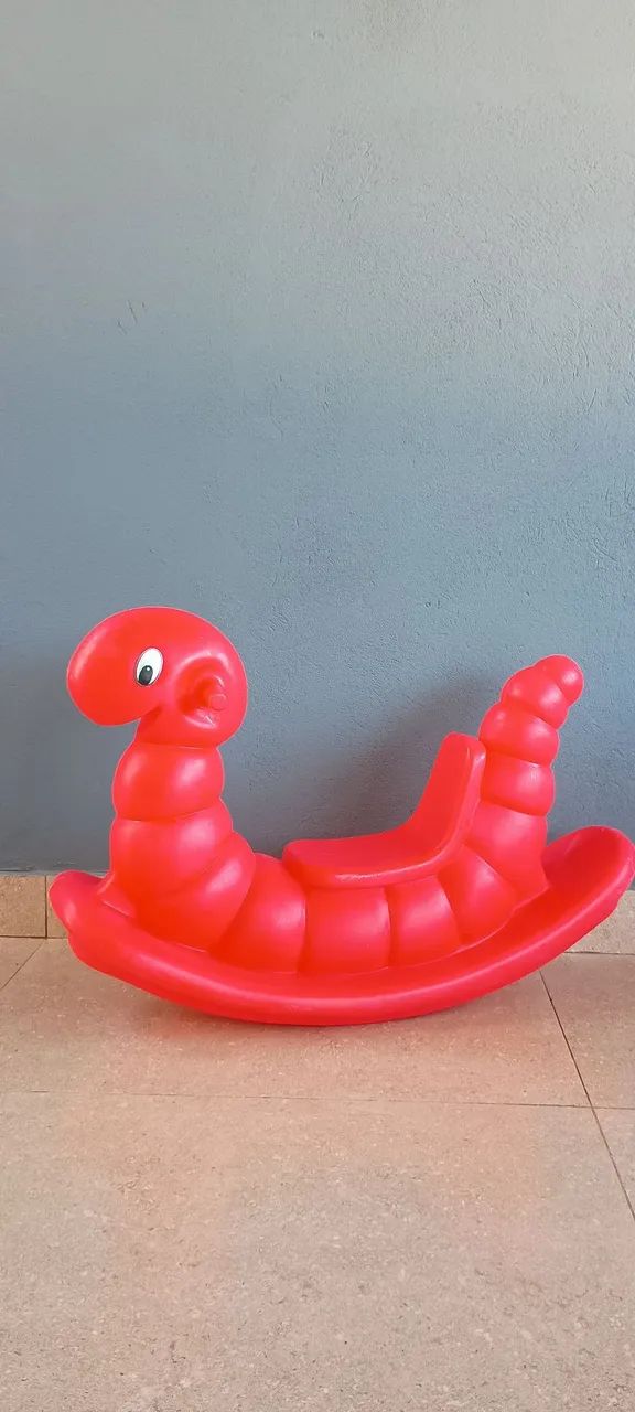 Gangorra Nhoca balanço infantil vermelho 