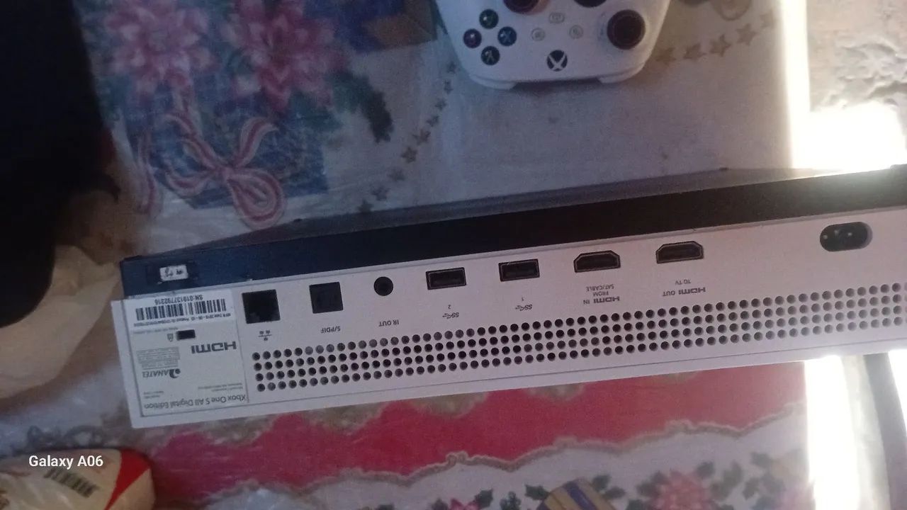 Xbox one s 1TB all digital  - Foto 3