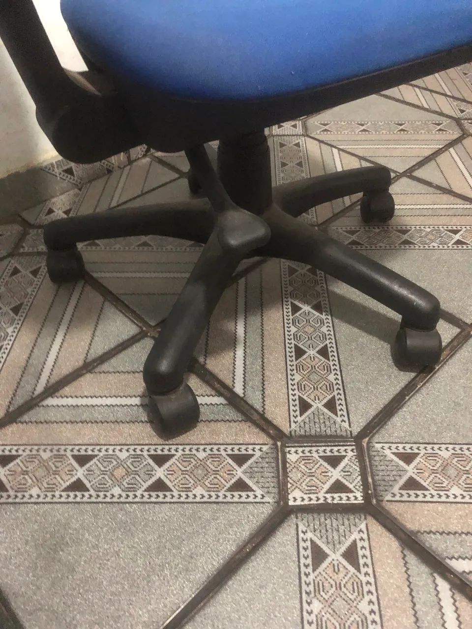 Cadeira de escritório  - Foto 2