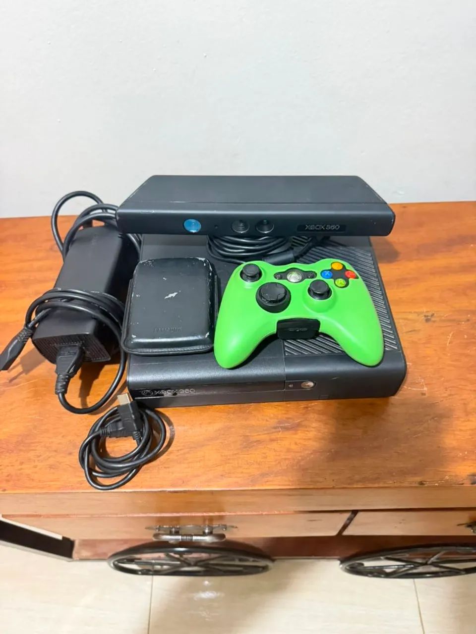 Xbox 360 completo com 21 jogos