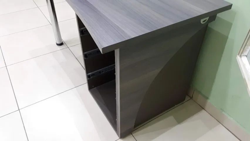 MESA DE ESCRITÓRIO - Foto 3