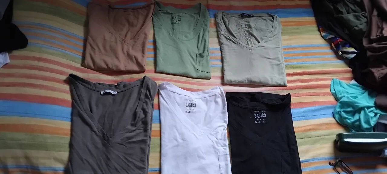 Lote de roupas - Foto 3